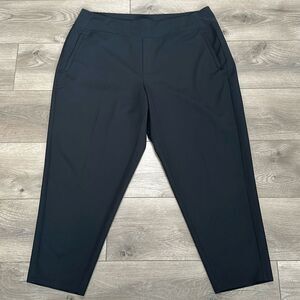 Athleta Endless High Rise Pull On Black Stretch Crop Pants Size 18